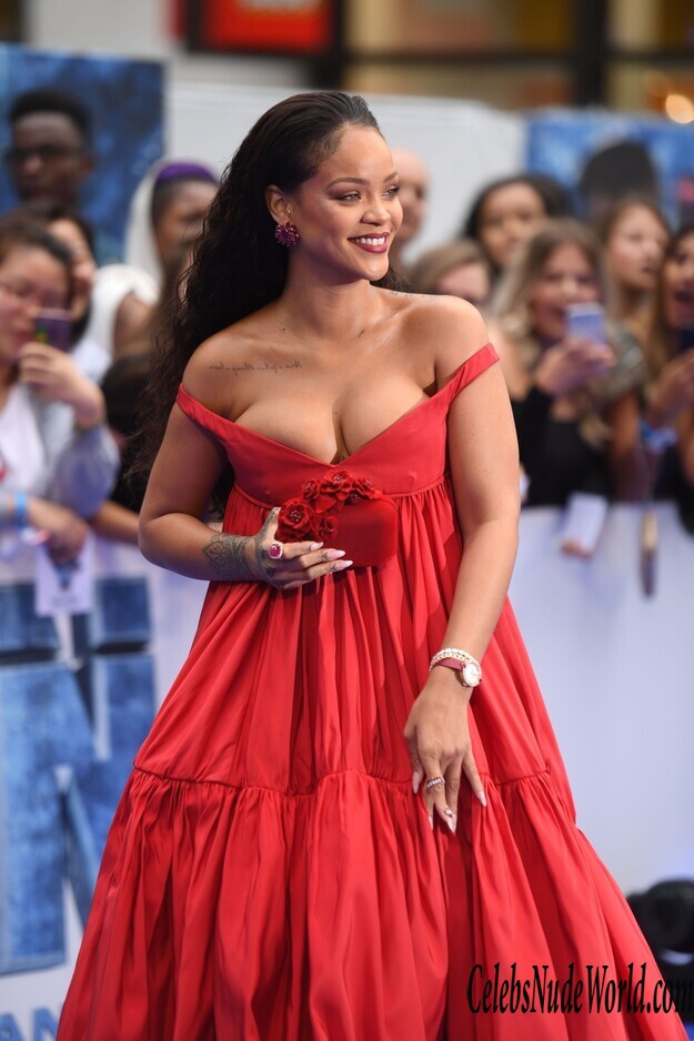 Rihanna Sexy 154890