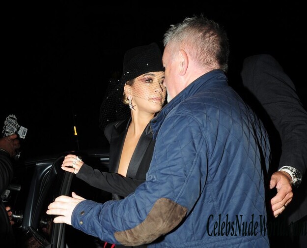 Rita Ora Sexy 155102