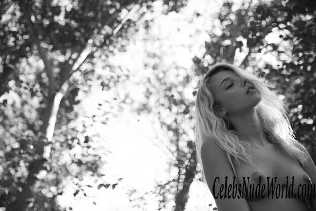 Topless Rachel Yampolsky 155293