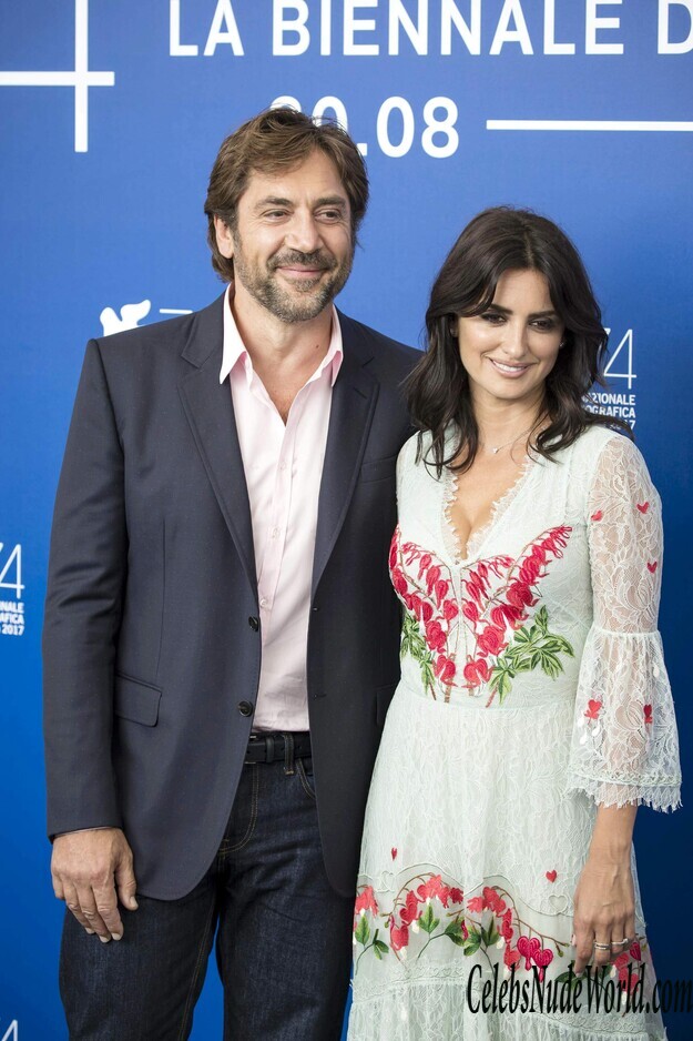 Penelope Cruz Sexy 155375