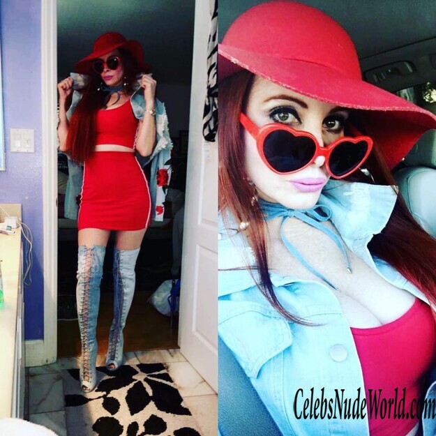 Phoebe Price's Several Beautiful Looks 155602