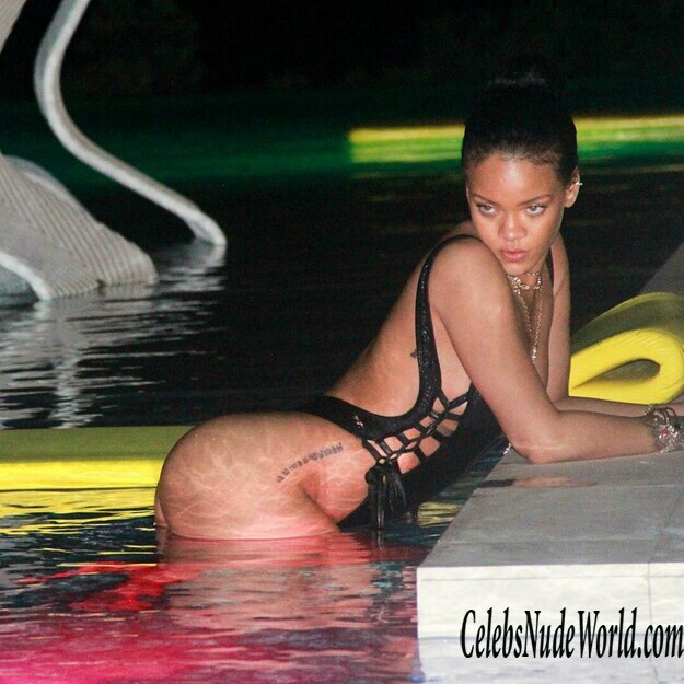 Sexy Photos of Rihanna Sexy 155739