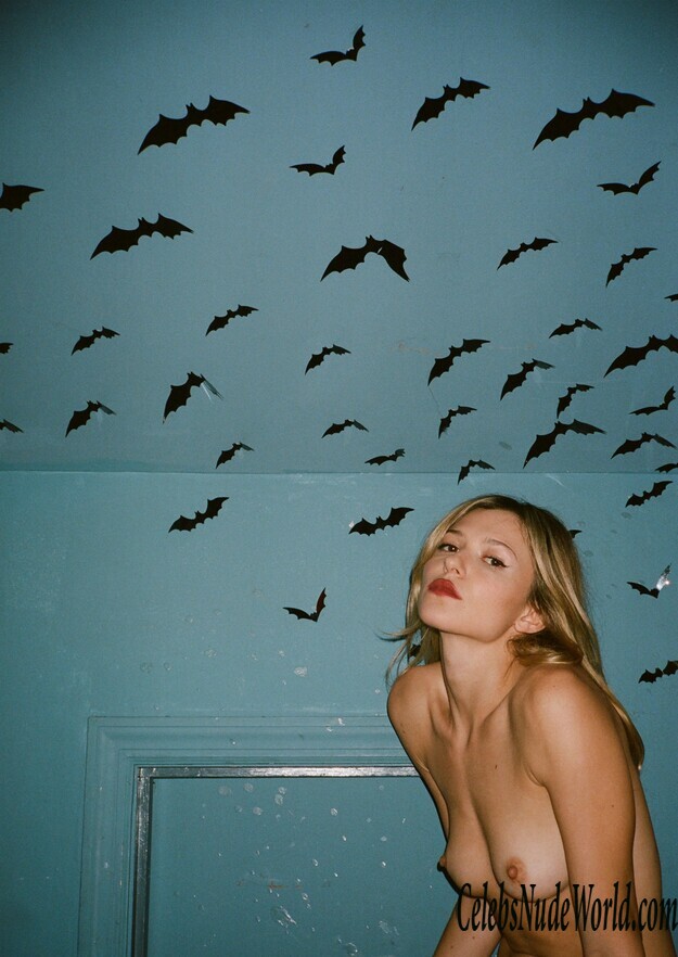 Paige Elkington Nude Photos 155806