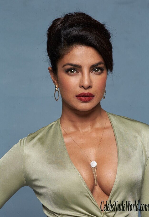 Priyanka Chopra Is Your Favorite Indian Babe 155837