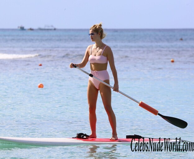 Pixie Geldof Bikini 156318