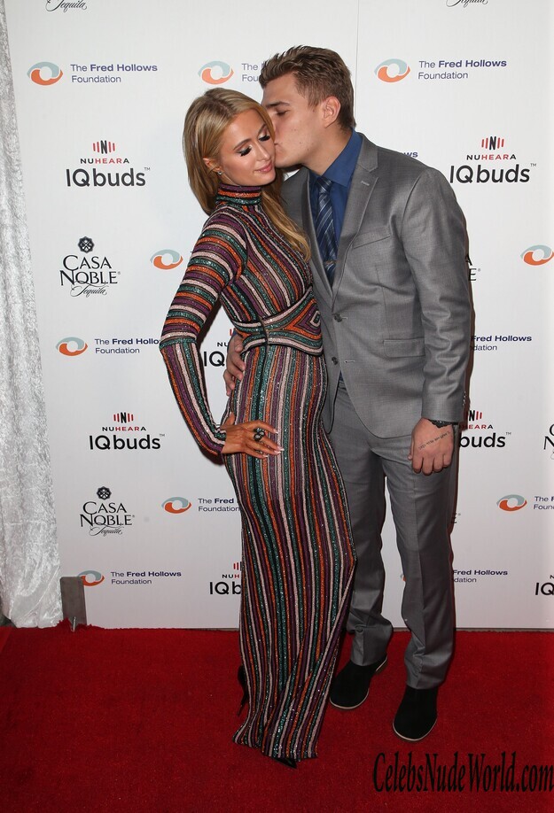 Paris Hilton Sexy 156476