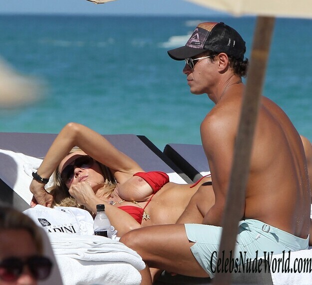 Rita Rusic Big Boobs and NipSlip photos 157355