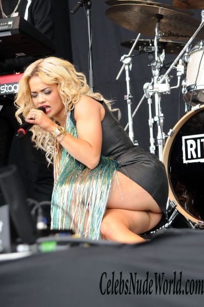 Rita Ora booty pics 157813