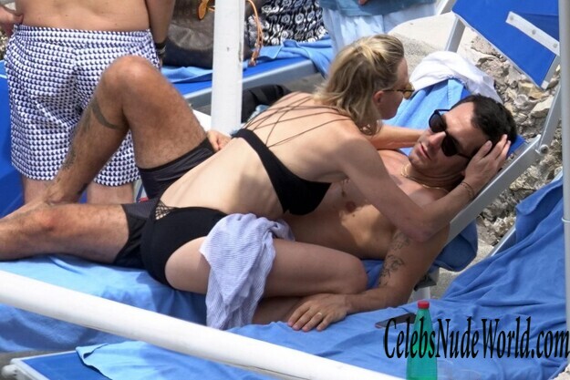 Robin Wright Sexy 157857