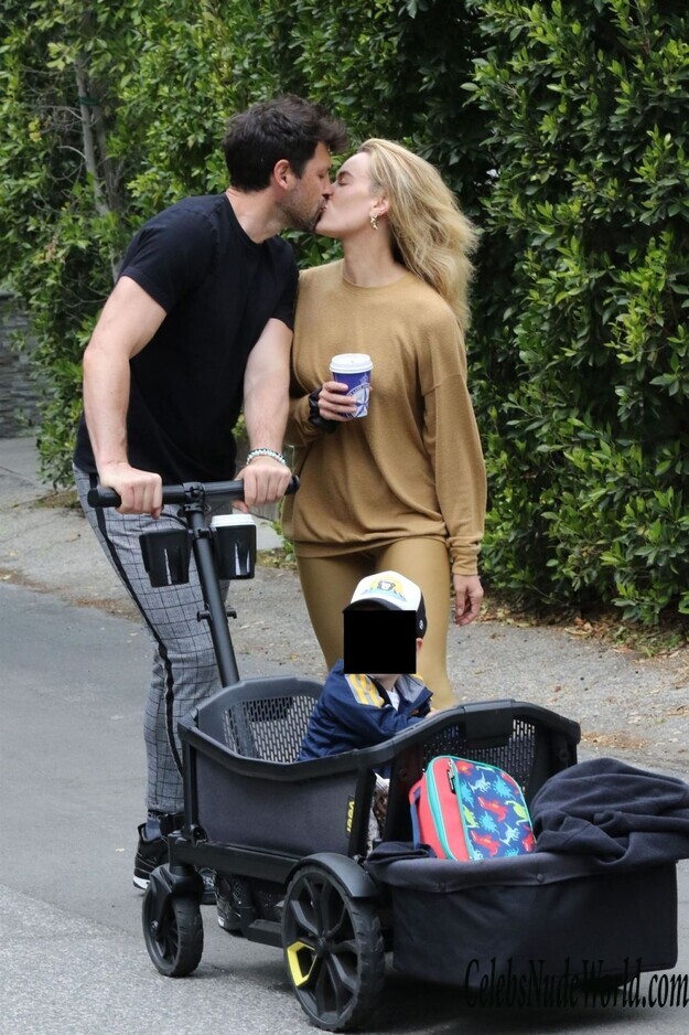 Peta Murgatroyd Sexy 158163