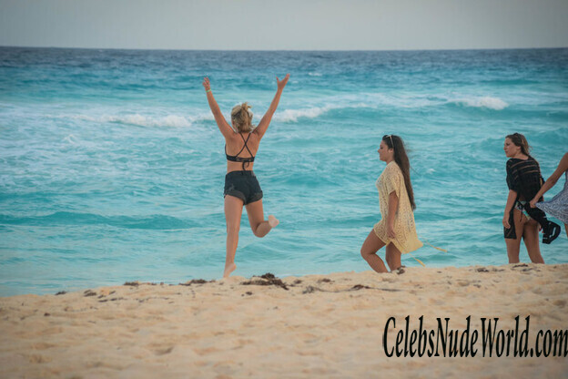 Olivia Holt Bikini 158312