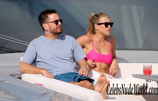 Sofia Richie Bikini 160154