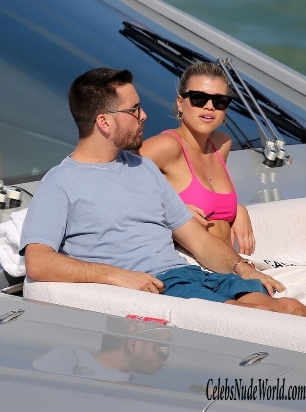 Sofia Richie Bikini 160157