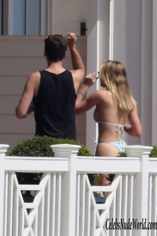 Sofia Richie Bikini 160161