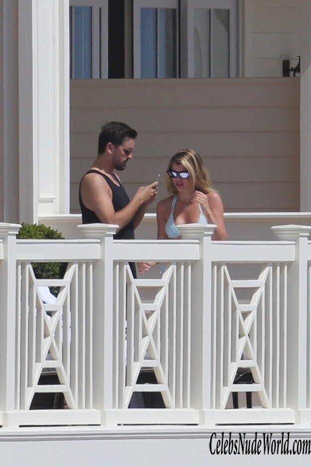 Sofia Richie Bikini 160163