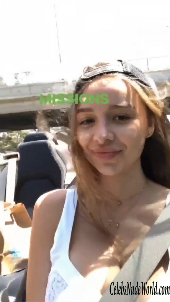 Sophie Mudd Sexy 160375