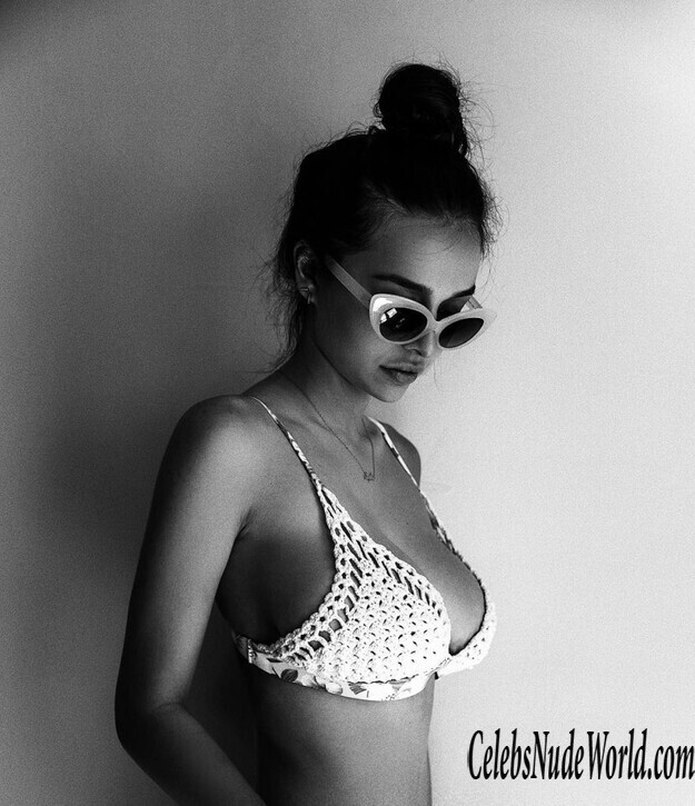 Sophie Mudd Sexy 160386