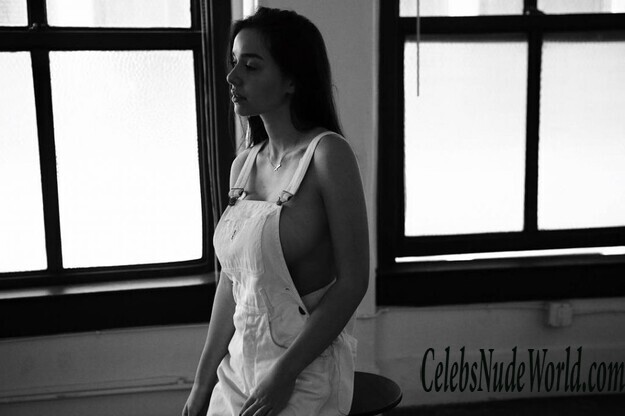 Sophie Mudd Sexy 160392