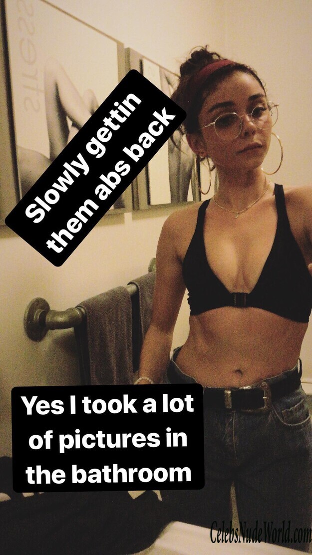 Sarah Hyland Sexy 160406