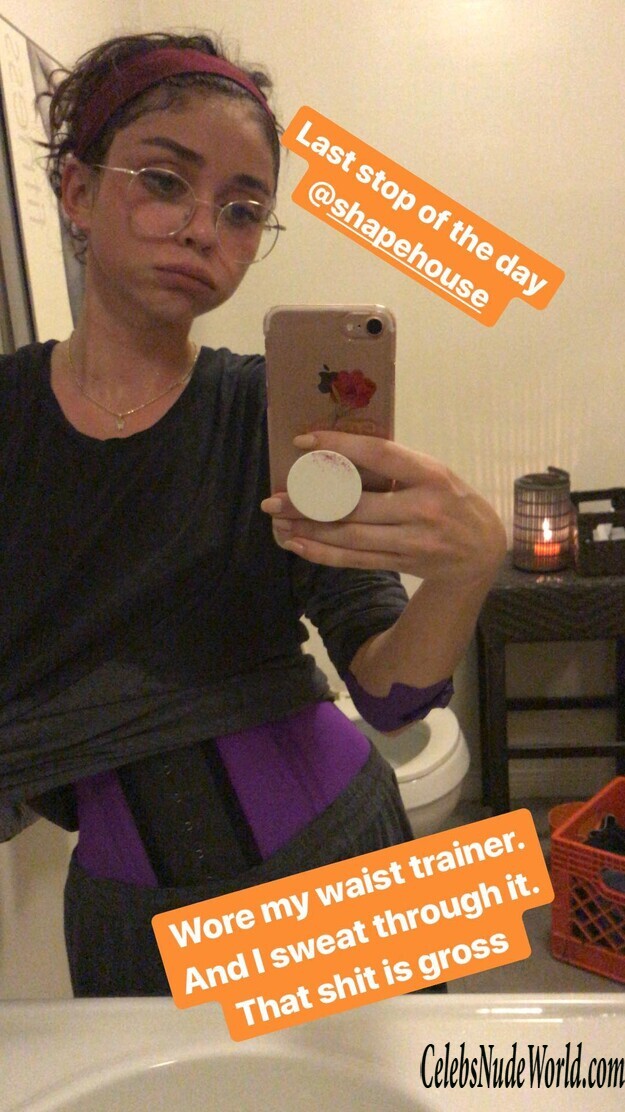 Sarah Hyland Sexy 160408