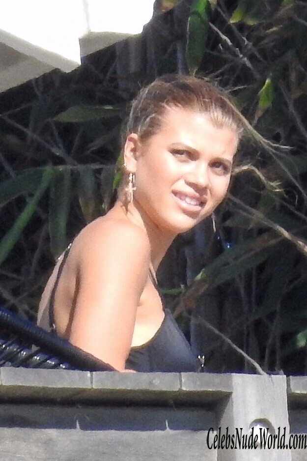 Sofia Richie Swimsuit 160634