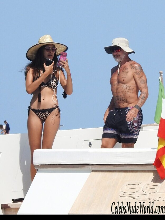 Sharon Fonseca Sexy 160815