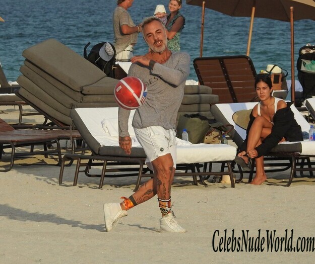 Sharon Fonseca Bikini 161092