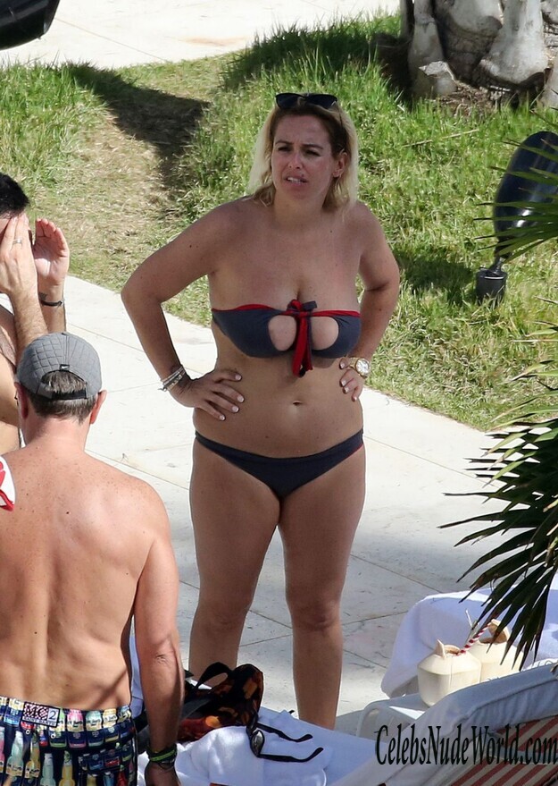 Sonia Bruganelli Bikini 161145