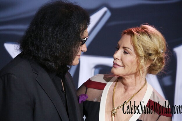 Shannon Tweed Hot 161218