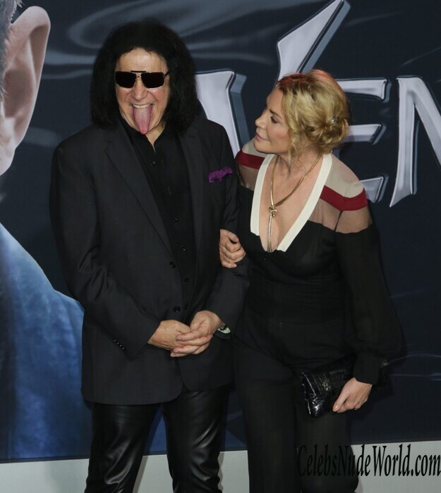 Shannon Tweed Hot 161243