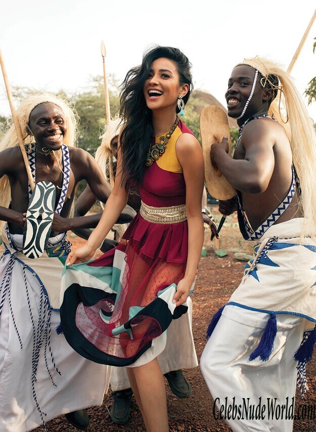 Shay Mitchell Looks Too Sexy For Safari 161575