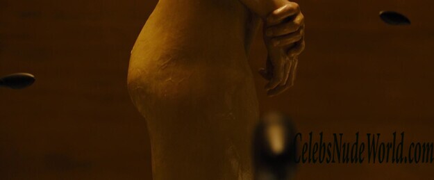 Ana de Armas, Sallie Harmsen, Mackenzie Davis Sexy 162156