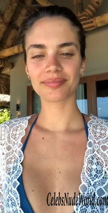 Sara Sampaio Bikini 162190