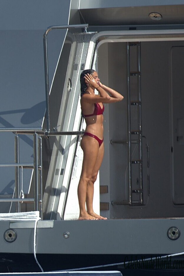 Sara Sampaio Bikini 162201