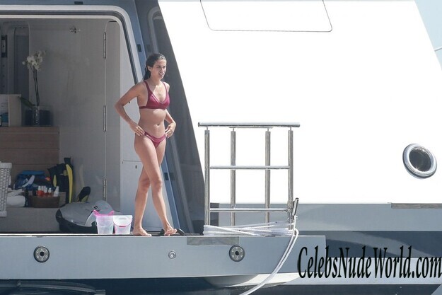 Sara Sampaio Bikini 162216