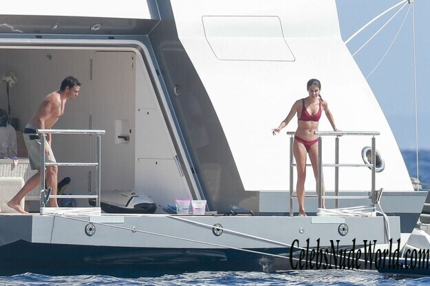 Sara Sampaio Bikini 162231