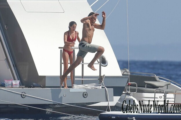 Sara Sampaio Bikini 162233