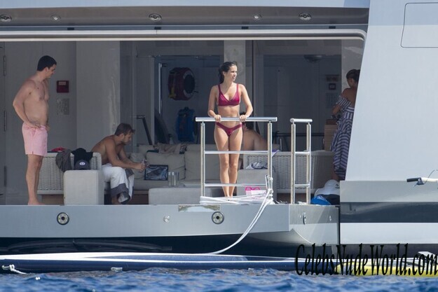 Sara Sampaio Bikini 162236