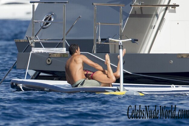 Sara Sampaio Bikini 162246