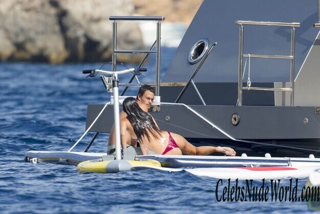 Sara Sampaio Bikini 162247