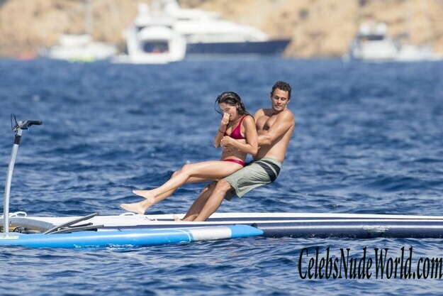 Sara Sampaio Bikini 162257