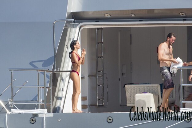 Sara Sampaio Bikini 162261