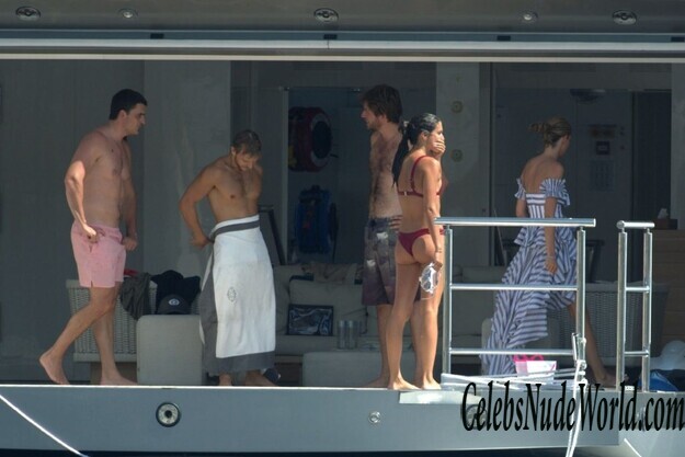 Sara Sampaio Bikini 162272