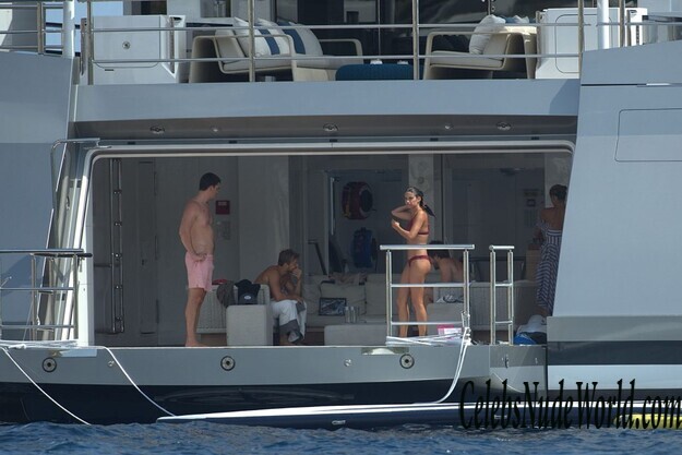 Sara Sampaio Bikini 162273