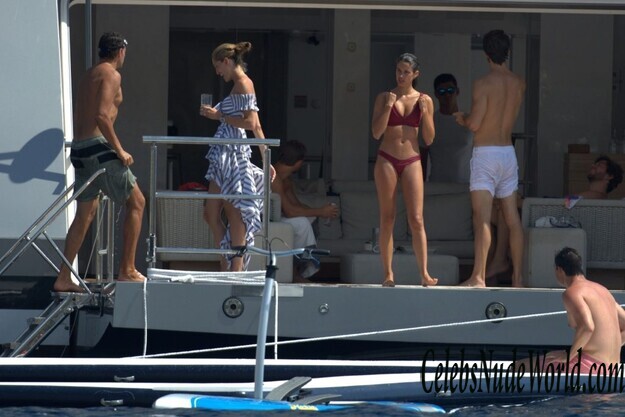 Sara Sampaio Bikini 162288