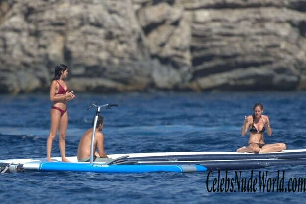 Sara Sampaio Bikini 162296