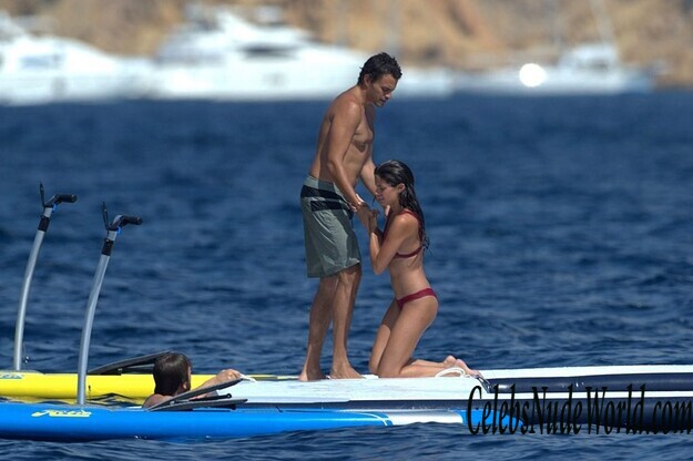 Sara Sampaio Bikini 162300