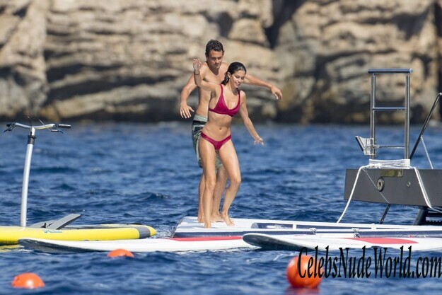 Sara Sampaio Bikini 162315