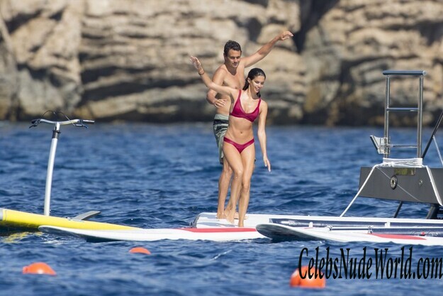 Sara Sampaio Bikini 162316