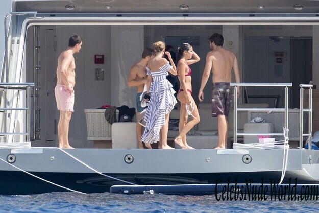 Sara Sampaio Bikini 162319